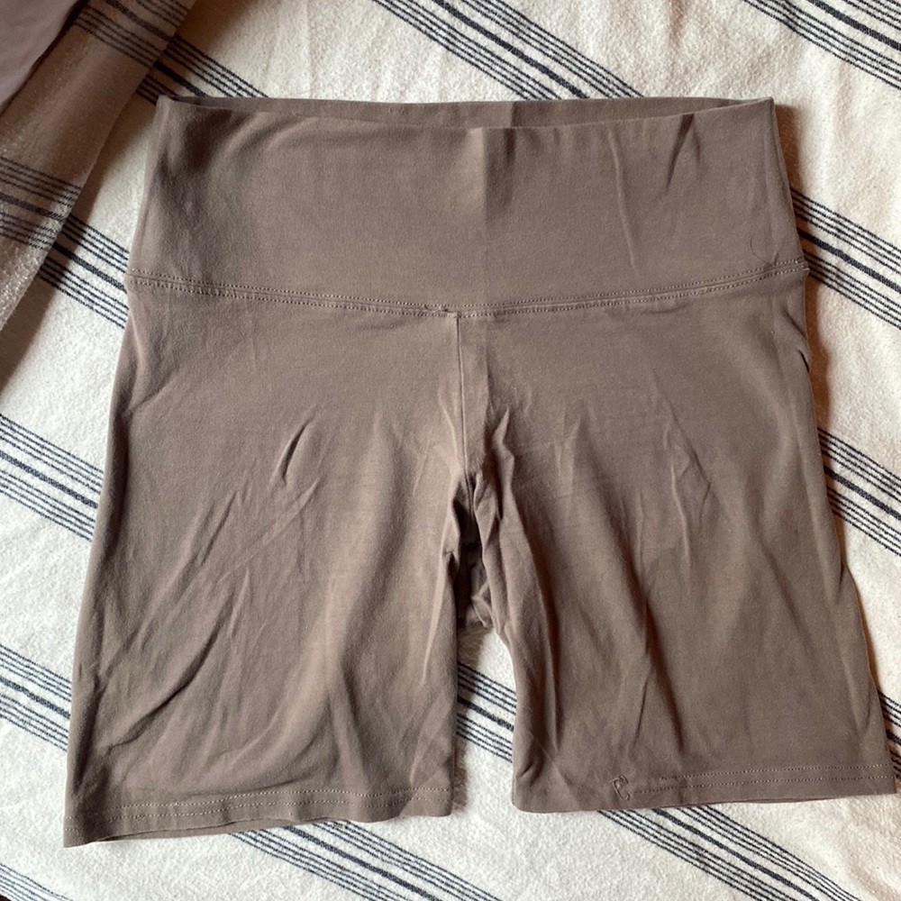 TNA bike shorts